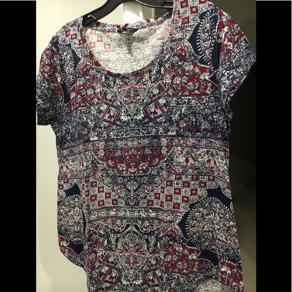 Lucky Brand Tops - NWOT Lucky Brand Tile Print Tee XL